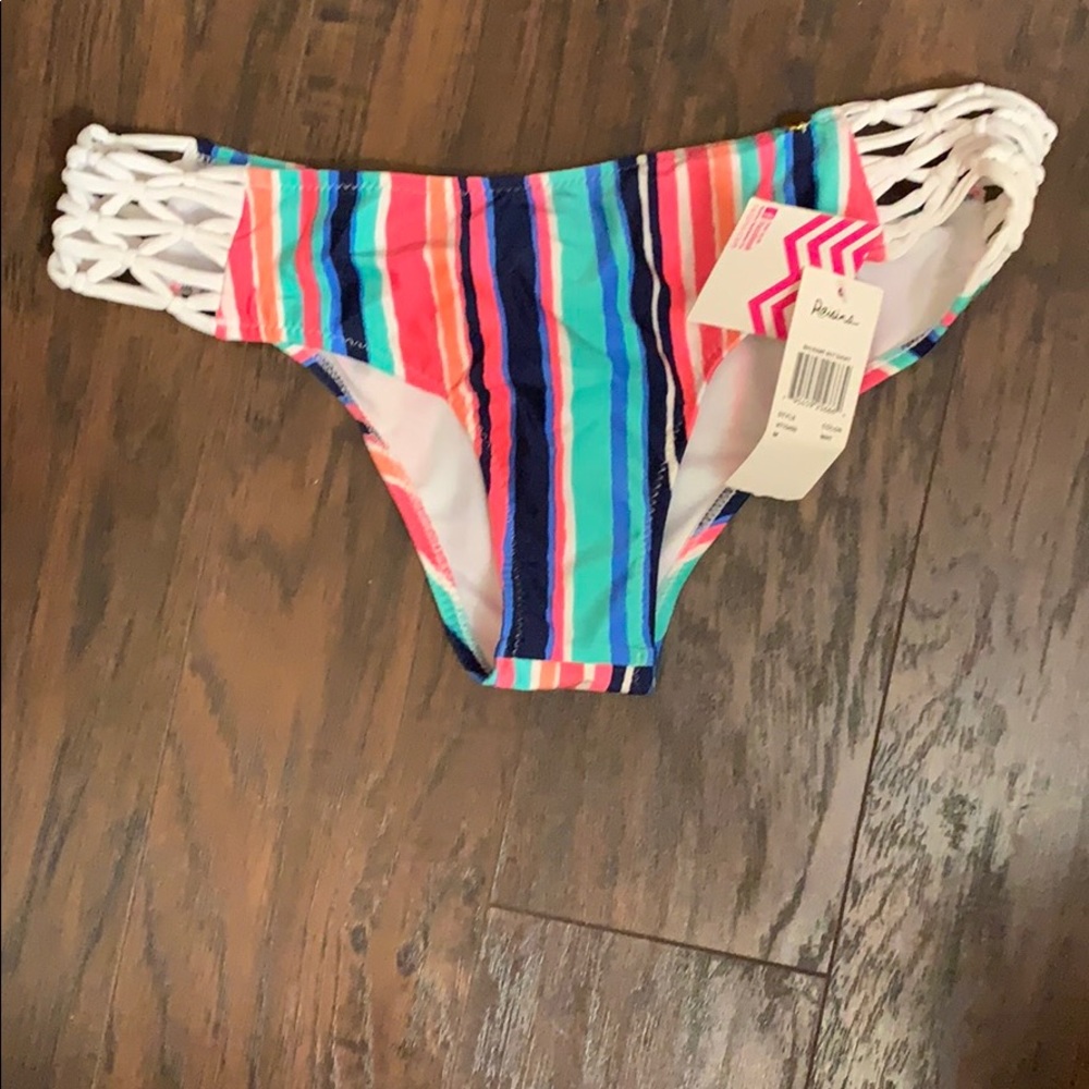 Bikini bottoms